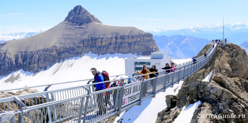The Peak Walk suspension bridge at Glacier 3000 above Gstaad