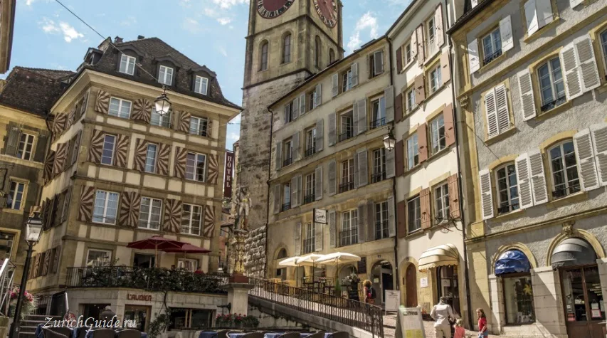 The ochre stone old town of Neuchatel